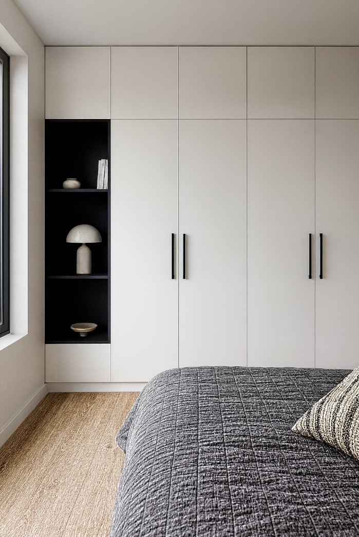 Bedroom joinery